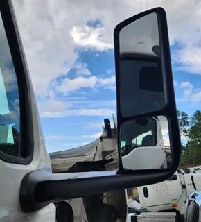 International RH613 Right Side View Mirror