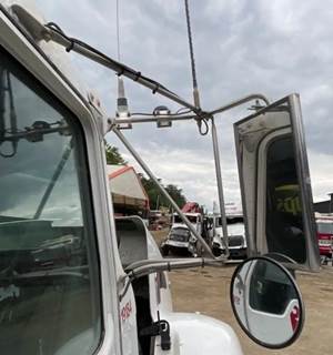 Kenworth T400 Right Side View Mirror
