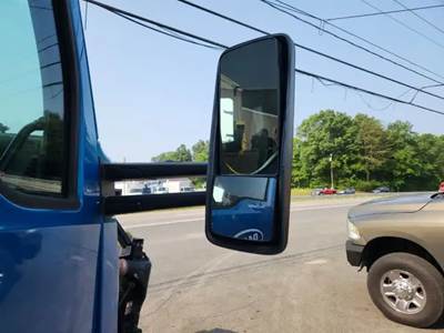 Kenworth T680 Right Side View Mirror