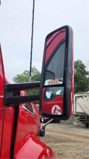 Kenworth T680 Right Side View Mirror