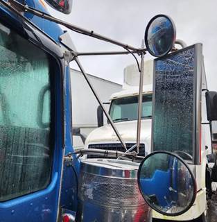 Kenworth W900 Right Side View Mirror