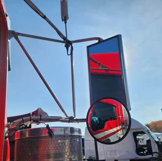 Kenworth W900 Right Side View Mirror