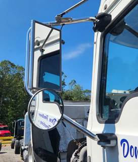 Mack Pinnacle CXU613 Left Side View Mirror for a 2018 Mack CXU613