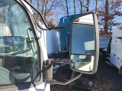 Mitsubishi FEC72S Right Side View Mirror