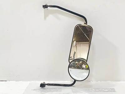 Mitsubishi FK61F Right Side View Mirror