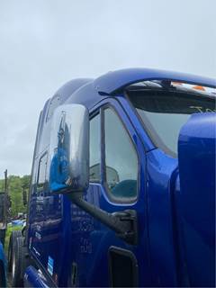 Peterbilt 587 Right Side View Mirror