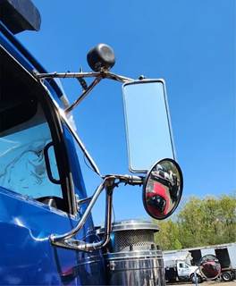 Western Star 4900FA Right Side View Mirror for a 2003 Western Star 4900 FA