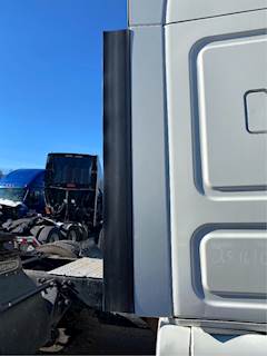 Freightliner Cascadia 125 Sleeper Fairing