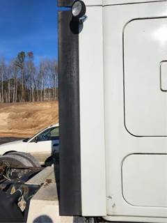 Freightliner Cascadia 125 Right Sleeper Fairing