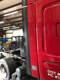 Freightliner Cascadia 132 Sleeper Fairing