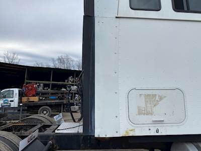 International 9400i Sleeper Fairing