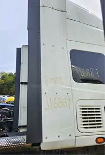 International LT625 Right Sleeper Fairing