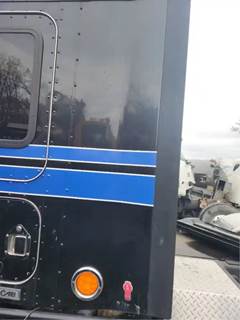 Kenworth T600 Left Sleeper Fairing