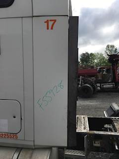 Mack Pinnacle CXU613 Sleeper Fairing for a 2009 Mack CXU613