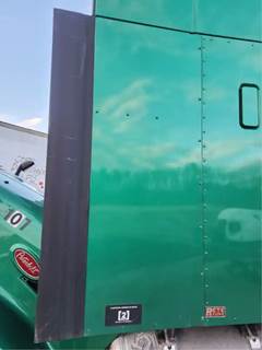 Peterbilt 579 Right Sleeper Fairing
