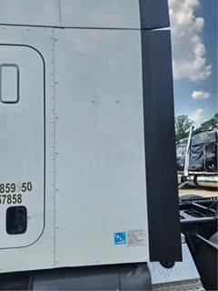 Peterbilt 579 Left Sleeper Fairing