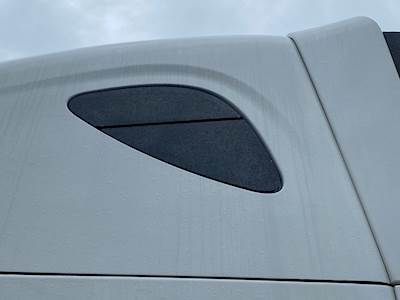 Freightliner Cascadia 125 Sleeper Part