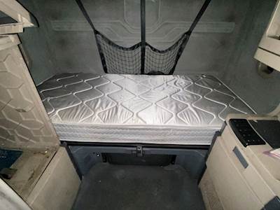 Freightliner Cascadia 125 Sleeper Part