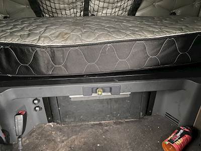 Freightliner Cascadia 125 Sleeper Part
