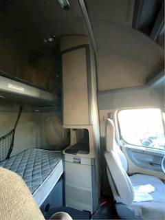 Freightliner Cascadia 125 Sleeper Part