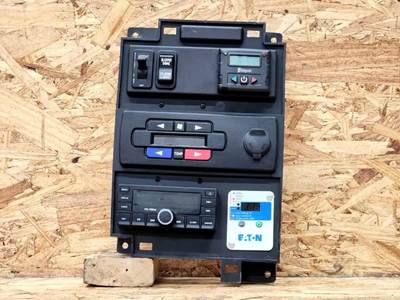 International LT625 Sleeper Part