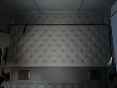 Kenworth T680 Sleeper Part