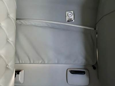 Kenworth T680 Sleeper Part