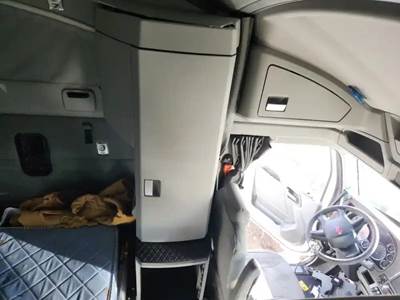 Kenworth T680 Sleeper Part