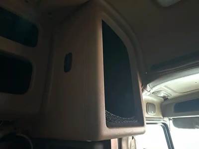 Peterbilt 386 Sleeper Part