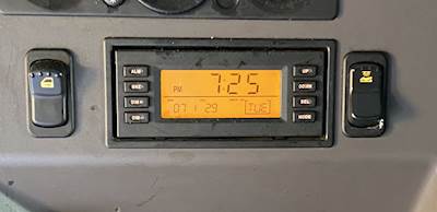 Peterbilt 579 Sleeper Part