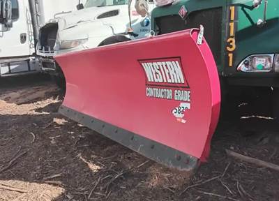 (Used) 2002 International  9200l, Snow Shovel- Make: Western,  Model: Tbd, 