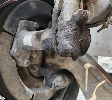 Chevrolet C8500 Right Spindle