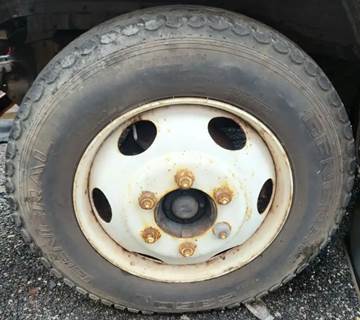 Ford F-600 Left Spindle for a 1991 Ford F600