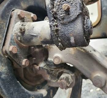 Ford F-650 Right Spindle