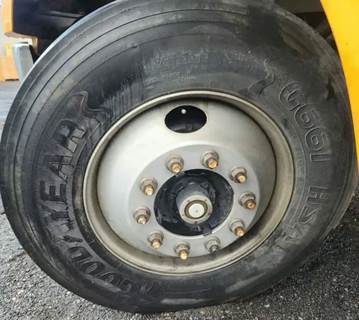 Ford F-750 Left Spindle for a 2007 Ford F750