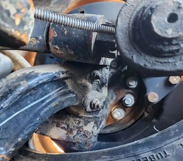 Ford F-750 Left Spindle