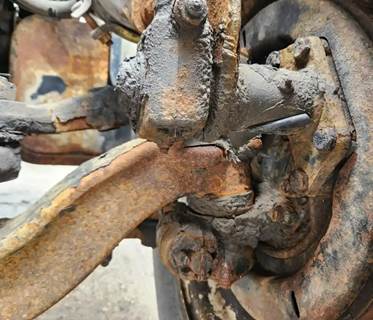 Ford F-750 Left Spindle