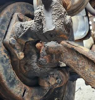 Ford F-750 Right Spindle