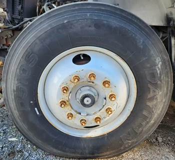 Ford F-800 Left Spindle for a 1997 Ford F800