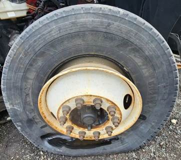 Freightliner 108SD Left Spindle