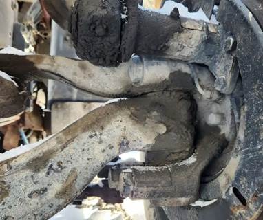 Freightliner 114SD Left Spindle
