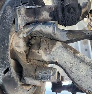 Freightliner 114SD Right Spindle