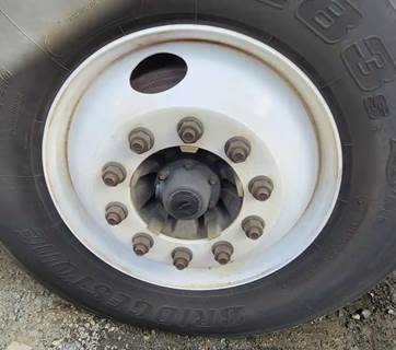 Freightliner Cascadia 113 Right Spindle