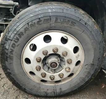 Freightliner Cascadia 113 Left Spindle