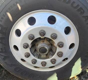 Freightliner Cascadia 113 Right Spindle