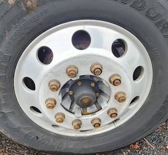 Freightliner Cascadia 113 Right Spindle