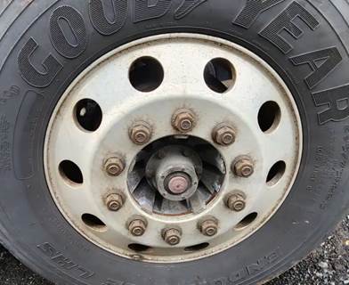 Freightliner Cascadia 113 Right Spindle