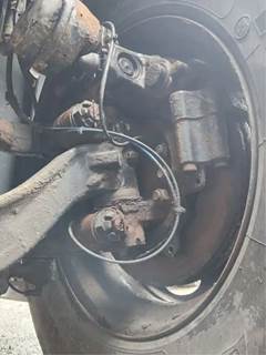 Freightliner Cascadia 113 Left Spindle