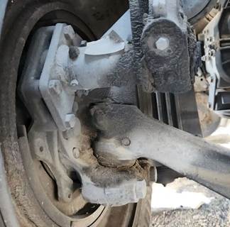 Freightliner Cascadia 113 Right Spindle