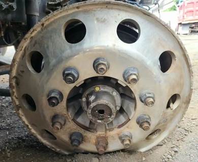 Freightliner Cascadia 116 Right Spindle for a 2022 Freightliner Cascadia 116 Day Cab